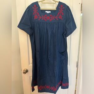 Go Softly Patio house dress embroidered pattern NWOT size large